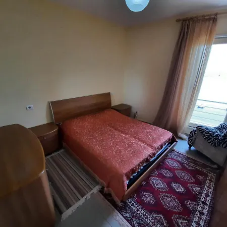 Apartament Me Pamje Nga Deti Ne Vijen E Pare * Durres