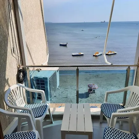 Apartament Me Pamje Nga Deti Ne Vijen E Pare Apartment Durres